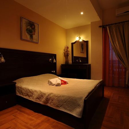 Pantheon Hotel & Suites Nerotrivia ห้อง รูปภาพ